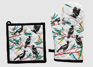 All Gifts Australia Oven Glove/Pot Holder - Magpies